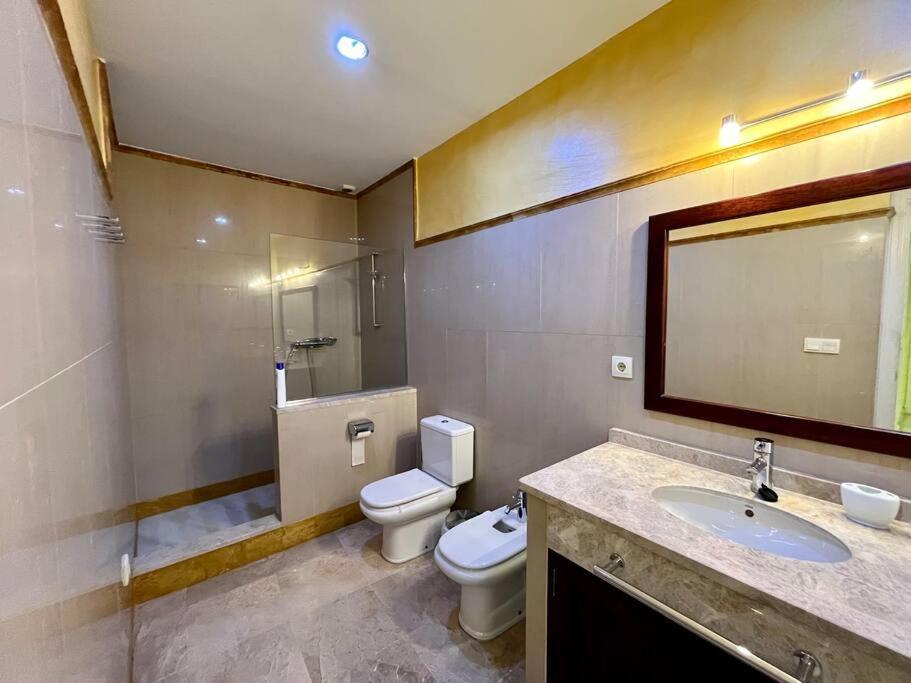 Apartamento Suite Alameda De Hercules Sevilha Exterior foto