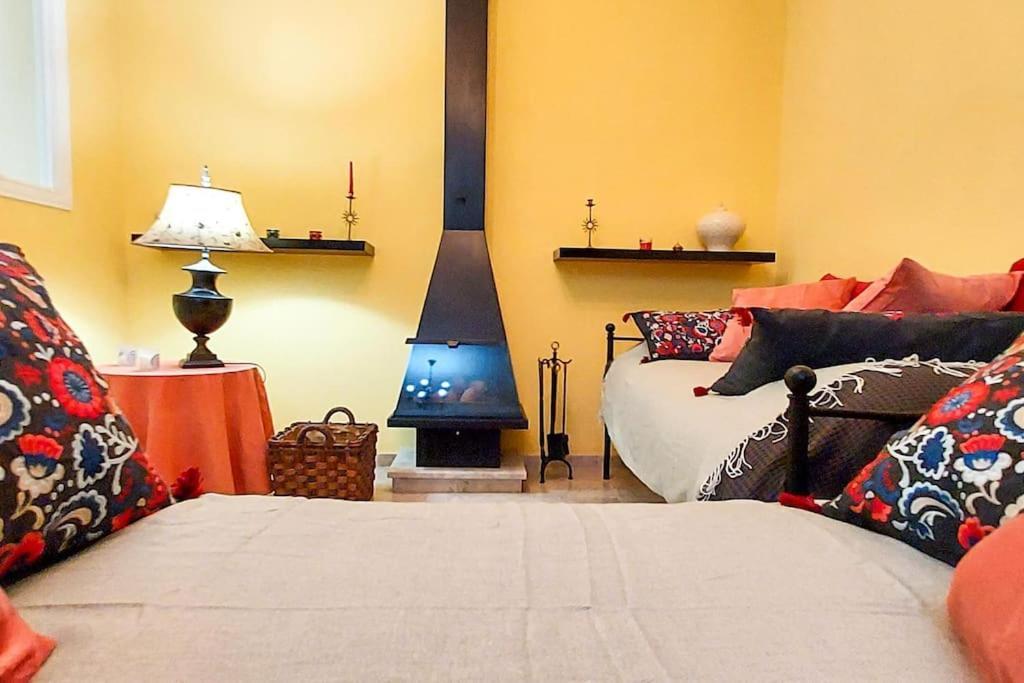 Apartamento Suite Alameda De Hercules Sevilha Exterior foto