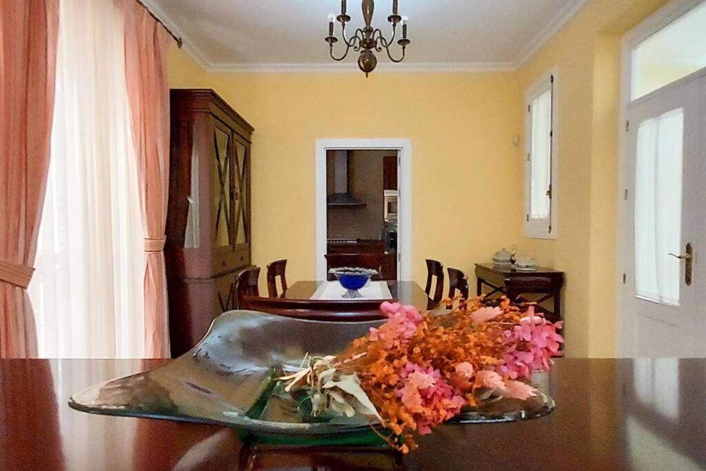 Apartamento Suite Alameda De Hercules Sevilha Exterior foto